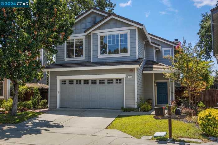 photo 2: 1261 Oakshire Ct, Walnut Creek CA 94598