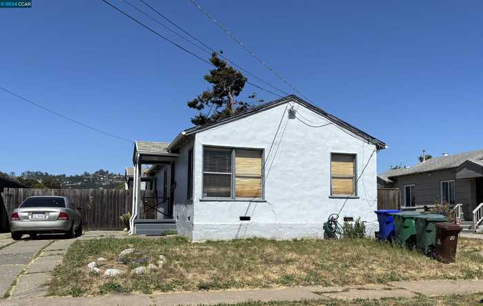 photo 1: 1356 Monterey St, Richmond CA 94804