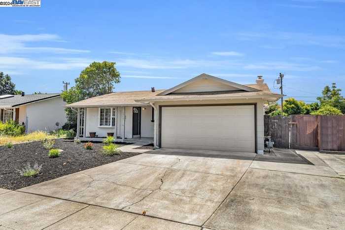 photo 2: 39721 Placer Way, Fremont CA 94538
