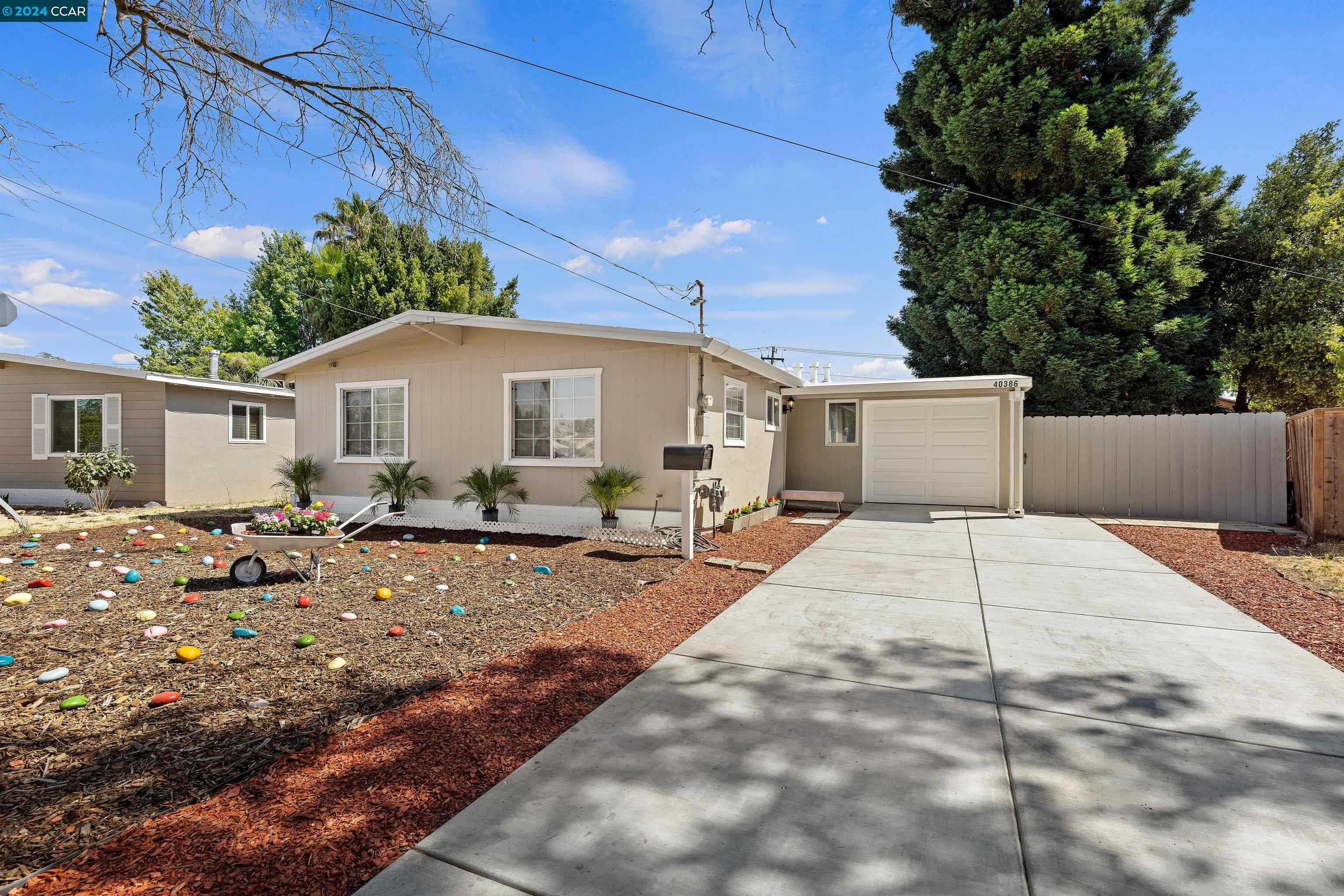 photo 1: 40386 Condon St, Fremont CA 94538