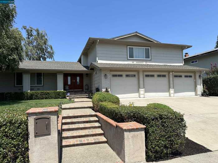 photo 1: 3712 MANACOR CT, San Ramon CA 94583