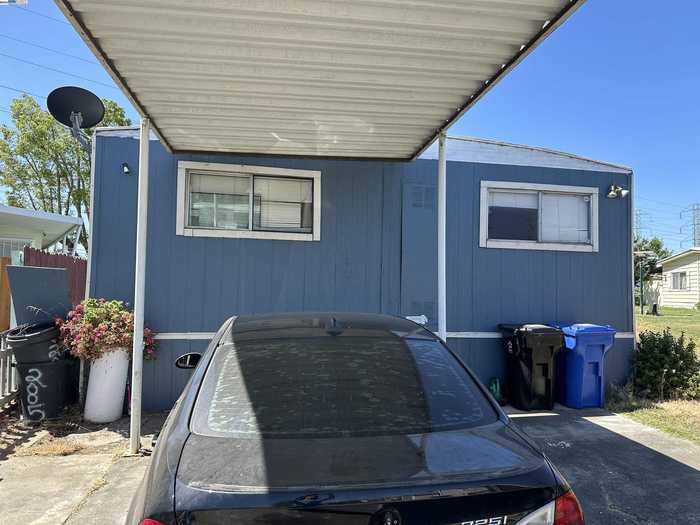 photo 1: 285 Winnipeg Terrace, Fremont CA 94538