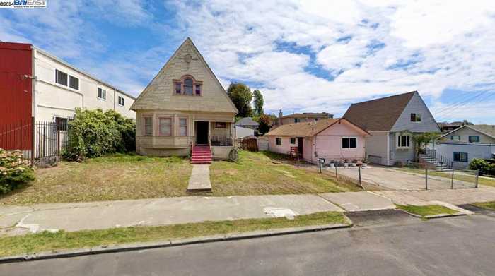 photo 2: 2658 23rd Ave, Oakland CA 94606