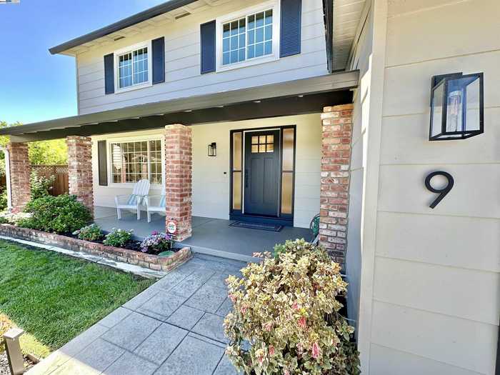 photo 2: 9 May Ct, San Ramon CA 94583