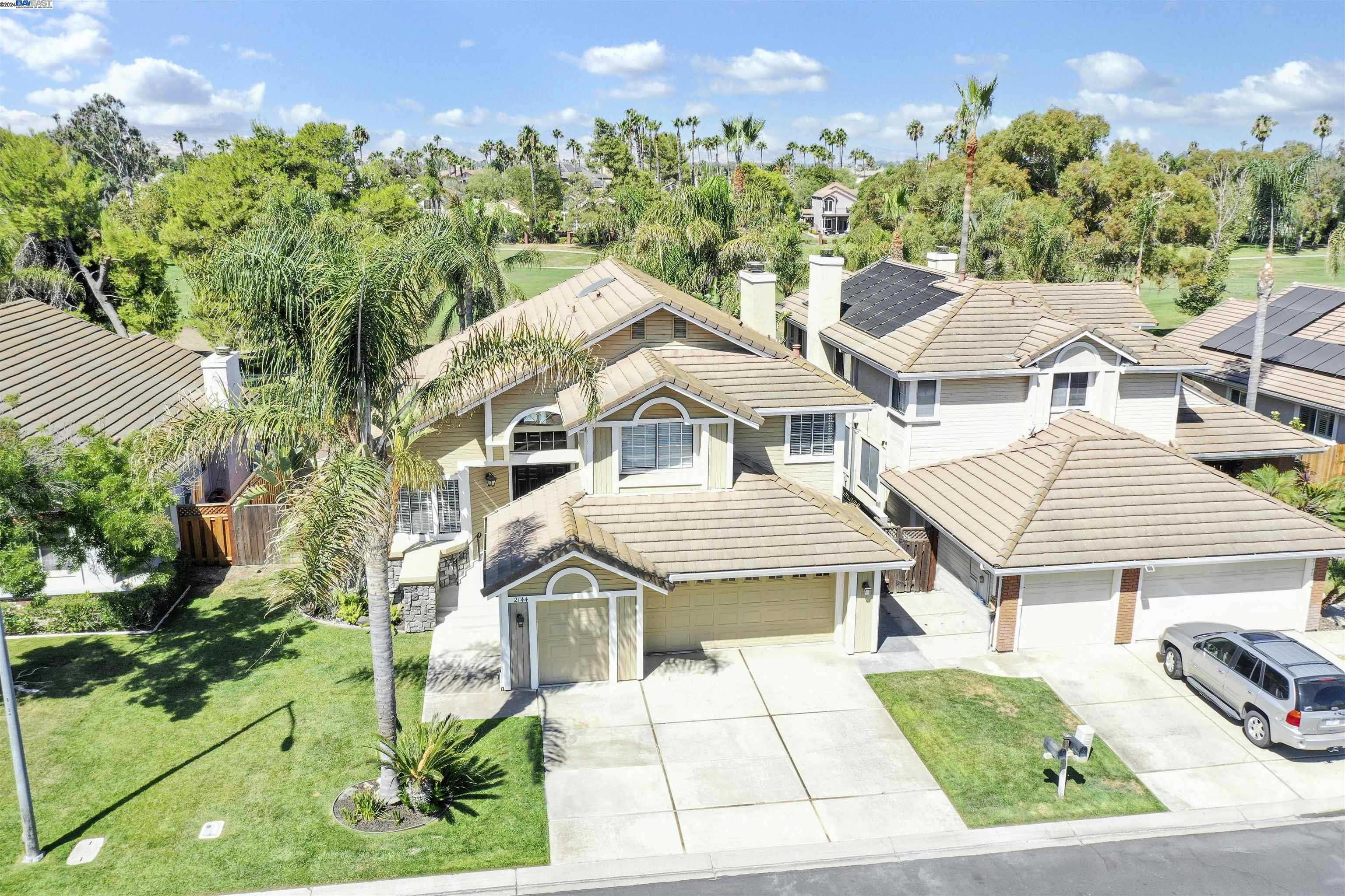 photo 3: 2144 Saint Andrews Ct, Discovery Bay CA 94505