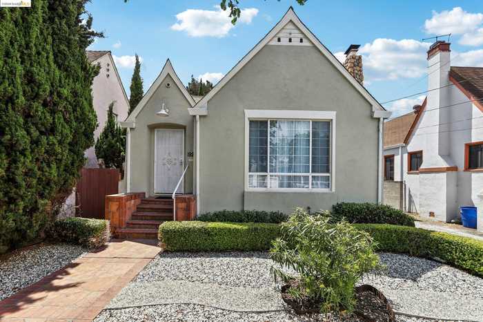 photo 1: 1926 107Th Ave, Oakland CA 94603