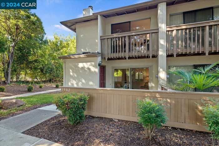 photo 2: 1982 Pomar Way, Walnut Creek CA 94598