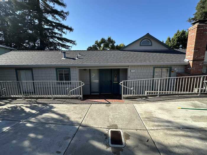 photo 1: 18761 Carlton, Castro Valley CA 94546