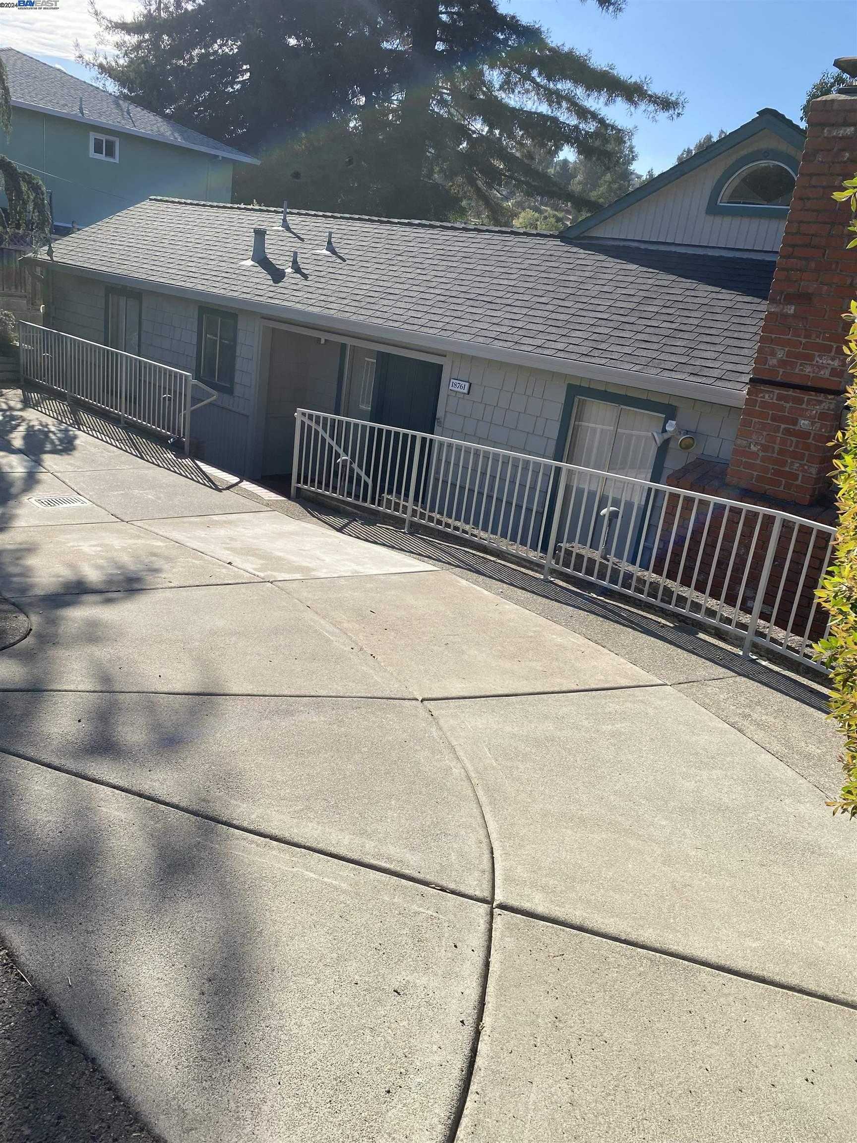 photo 2: 18761 Carlton, Castro Valley CA 94546