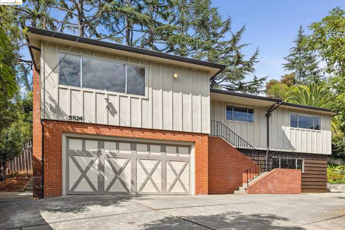 photo 1: 5824 Moraga Ave, Oakland CA 94611