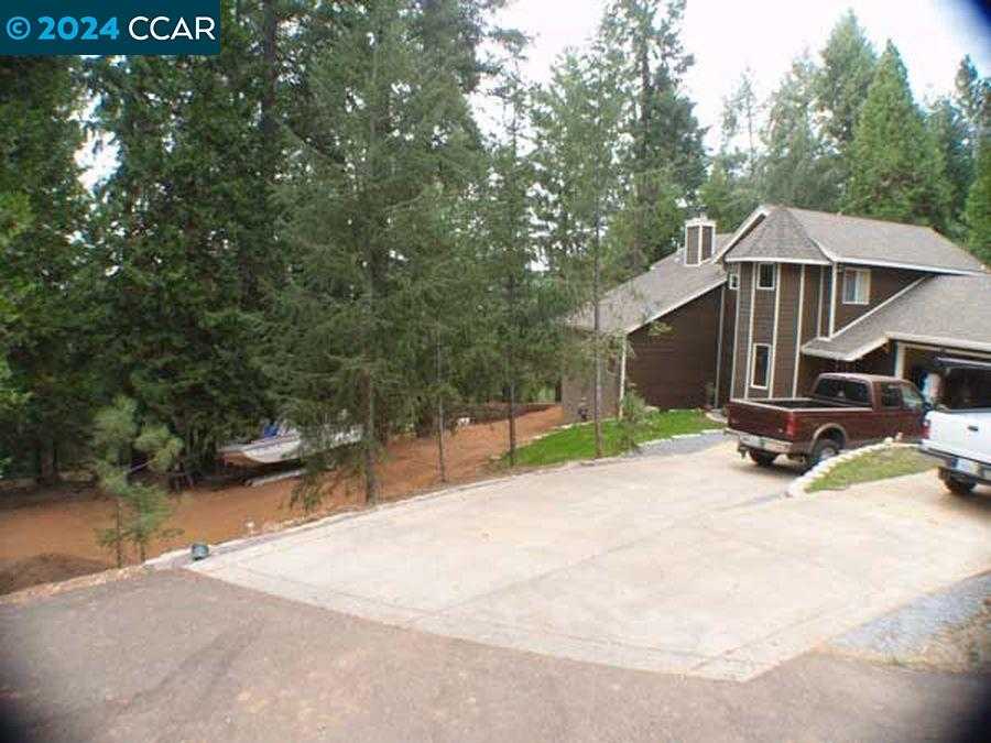 photo 1: 7003 Pioneer Dr, Grizzly Flats CA 95636