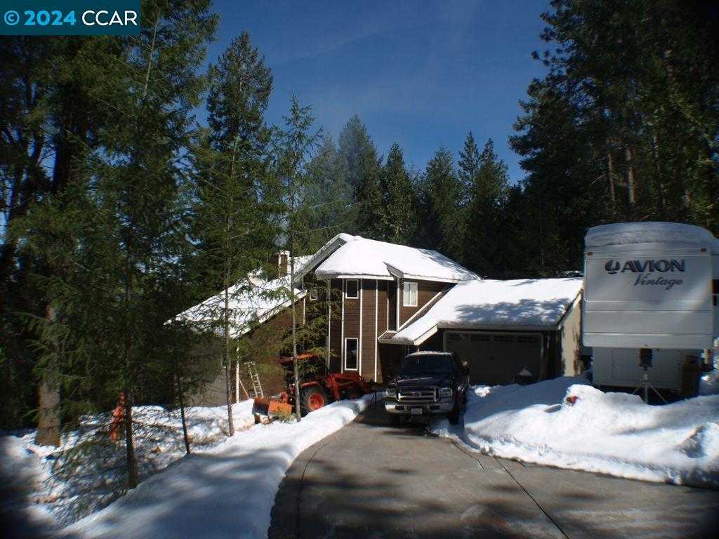 photo 2: 7003 Pioneer Dr, Grizzly Flats CA 95636