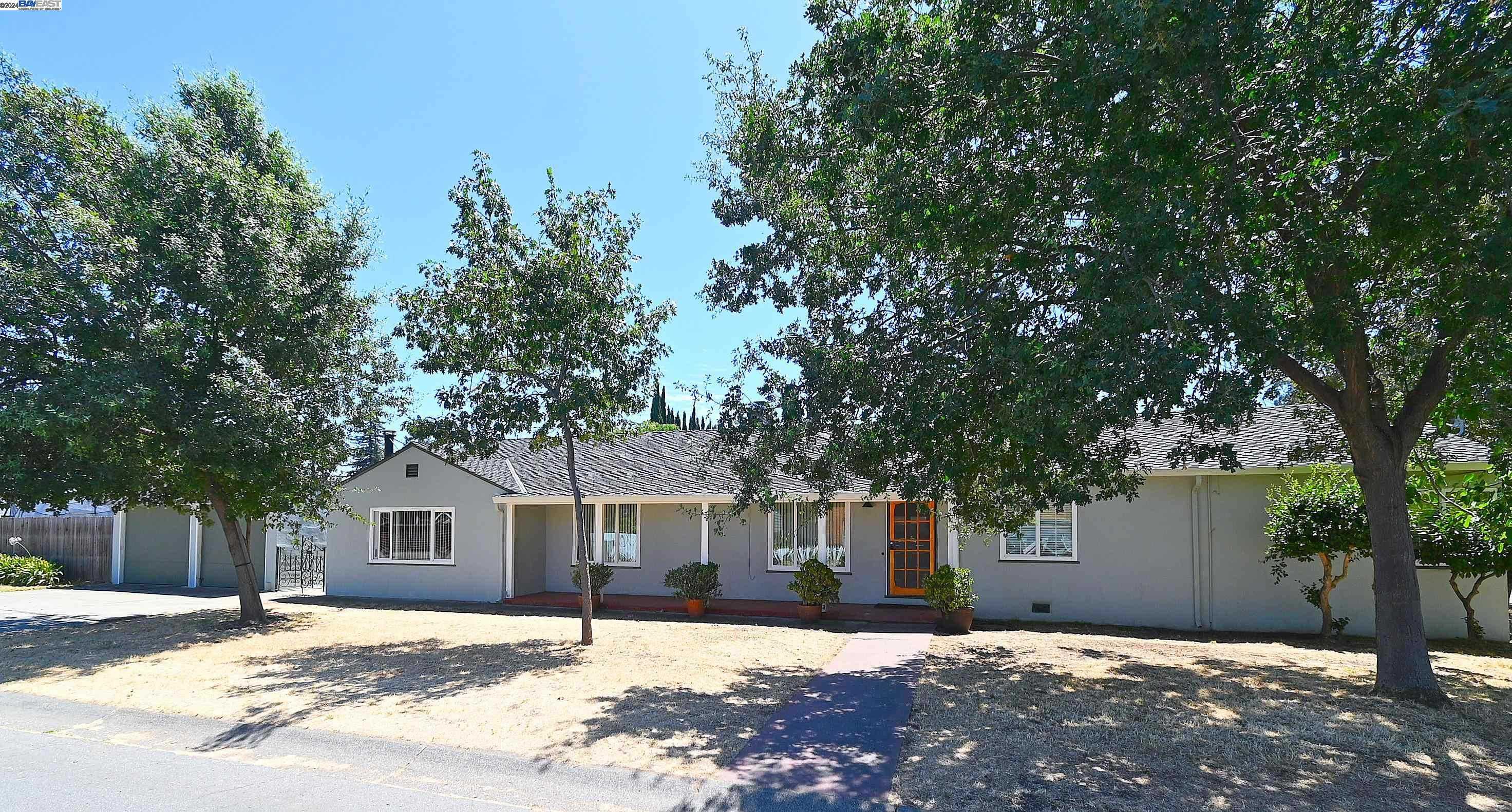 photo 3: 1925 Grove Way, Castro Valley CA 94546