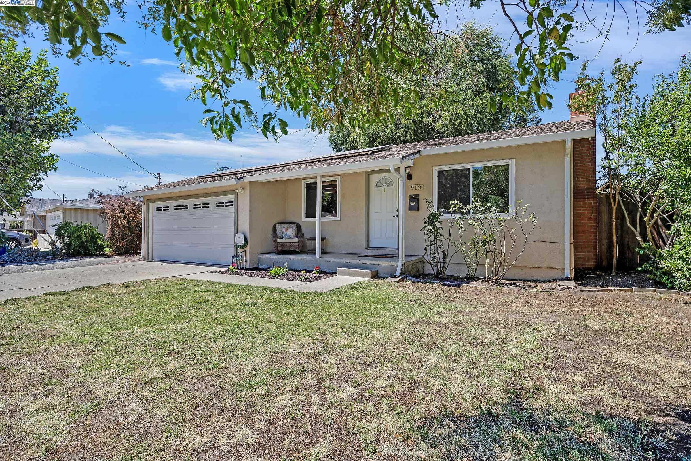 photo 3: 912 Santa Cruz Dr, Pleasant Hill CA 94523