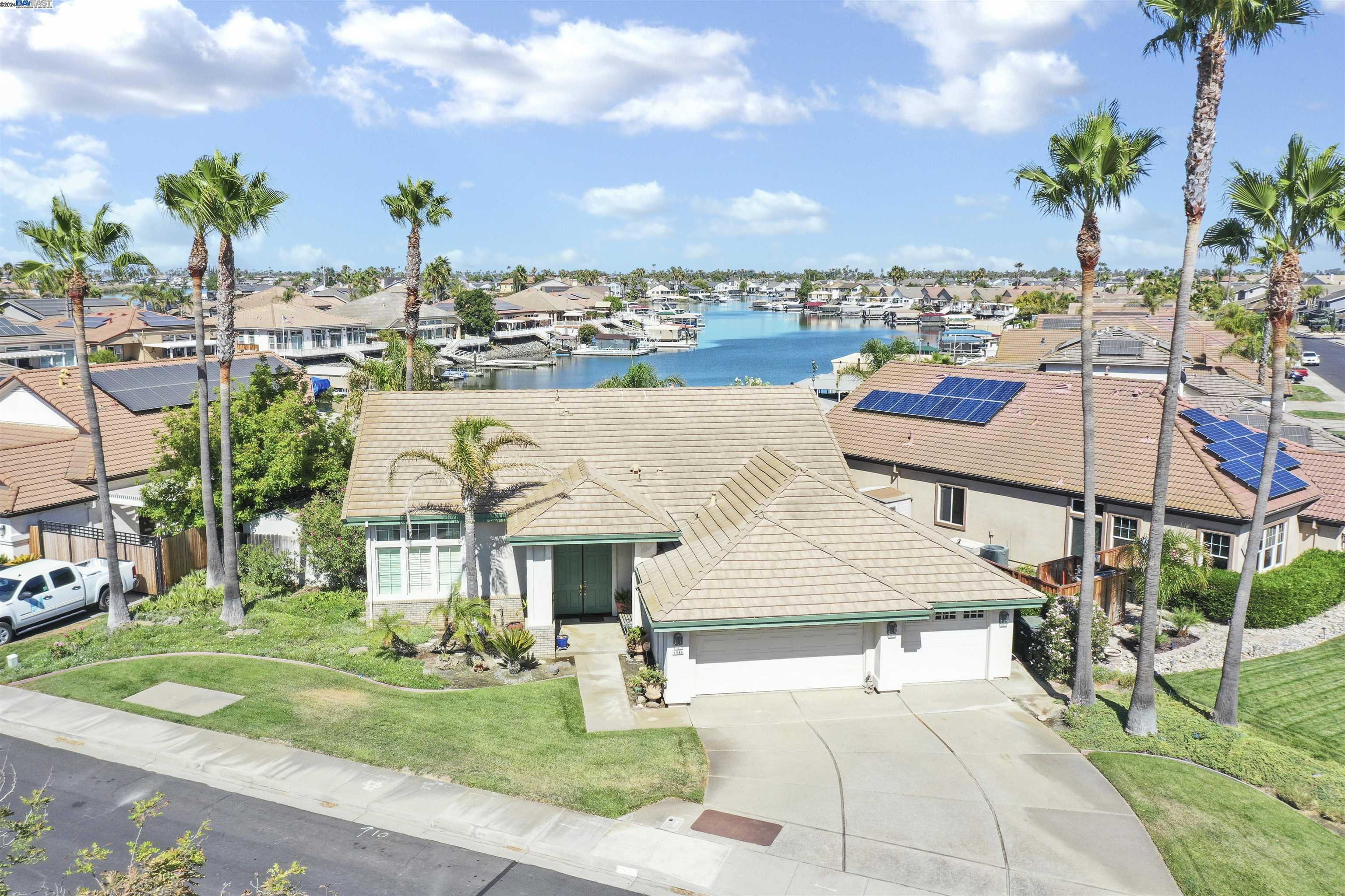 photo 1: 1989 Newport Dr, Discovery Bay CA 94505