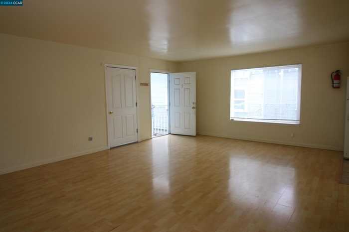 photo 2: 1818 E 22nd, Oakland CA 94606