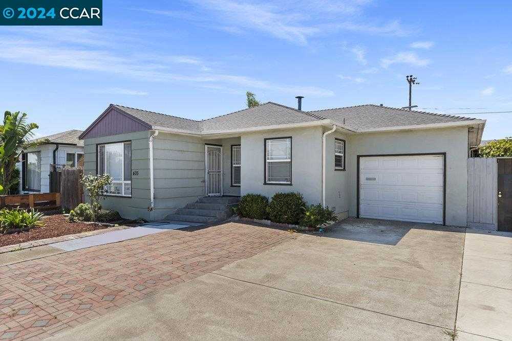 photo 1: 405 S 49th St, Richmond CA 94804