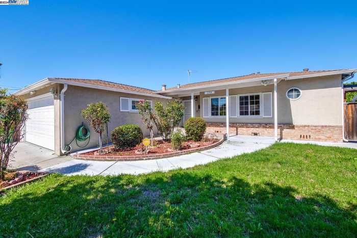 photo 2: 179 Turlock Way, Hayward CA 94544