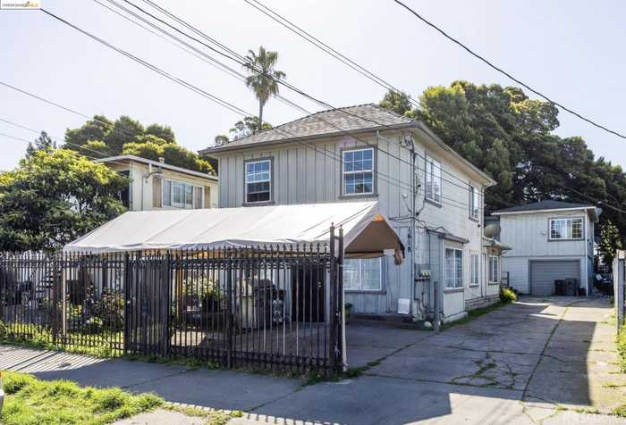 photo 1: 1618 82nd Avenue, Oakland CA 94621