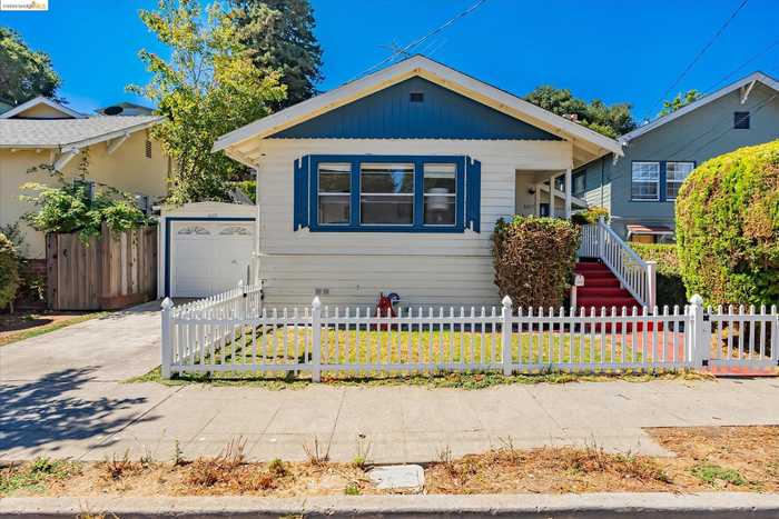 photo 1: 4009 Canon Ave, Oakland CA 94602