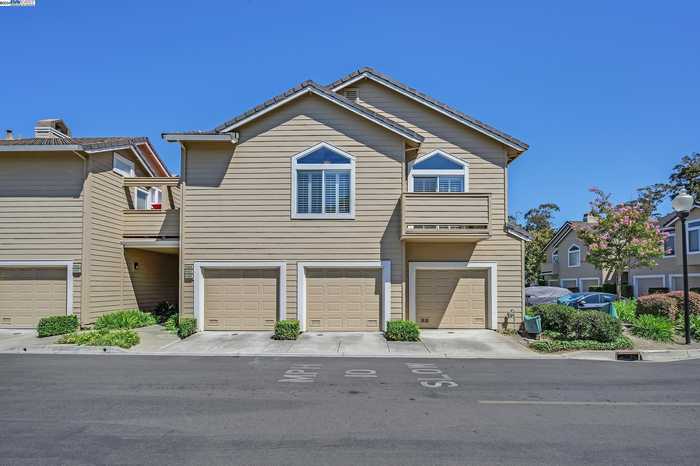 photo 2: 34602 Falls Ter, Fremont CA 94555