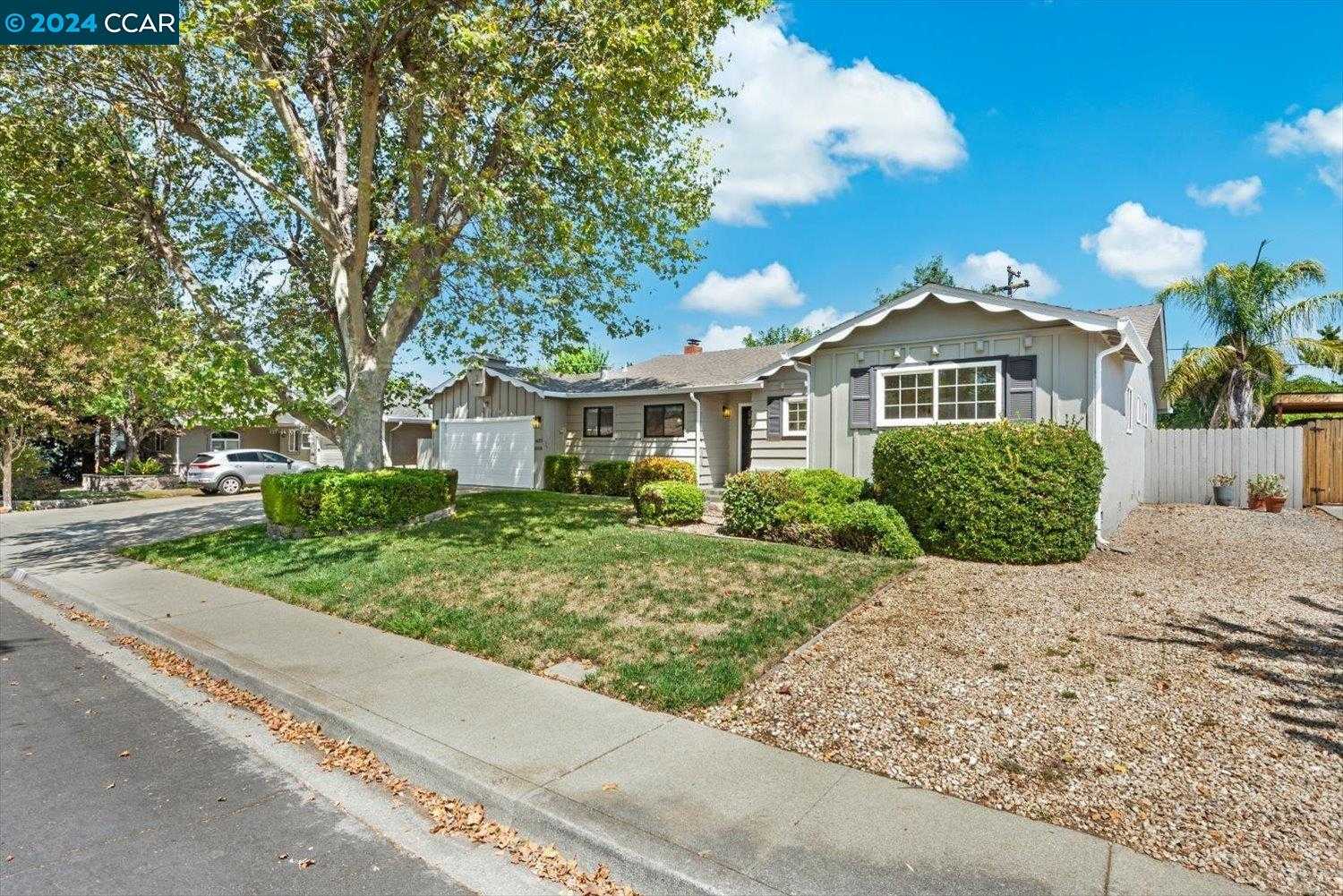 photo 3: 4273 Satinwood Dr, Concord CA 94521