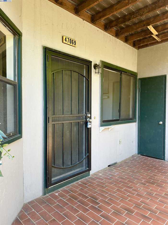 photo 2: 47069 Benns Ter Unit 33, Fremont CA 94539