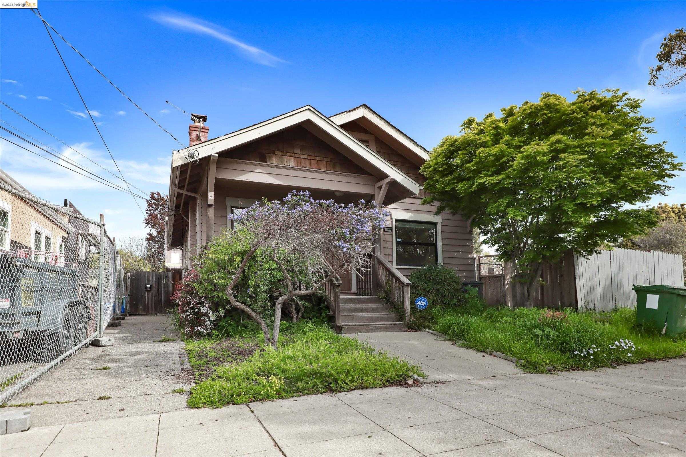 photo 2: 1345 Ward St, Berkeley CA 94702