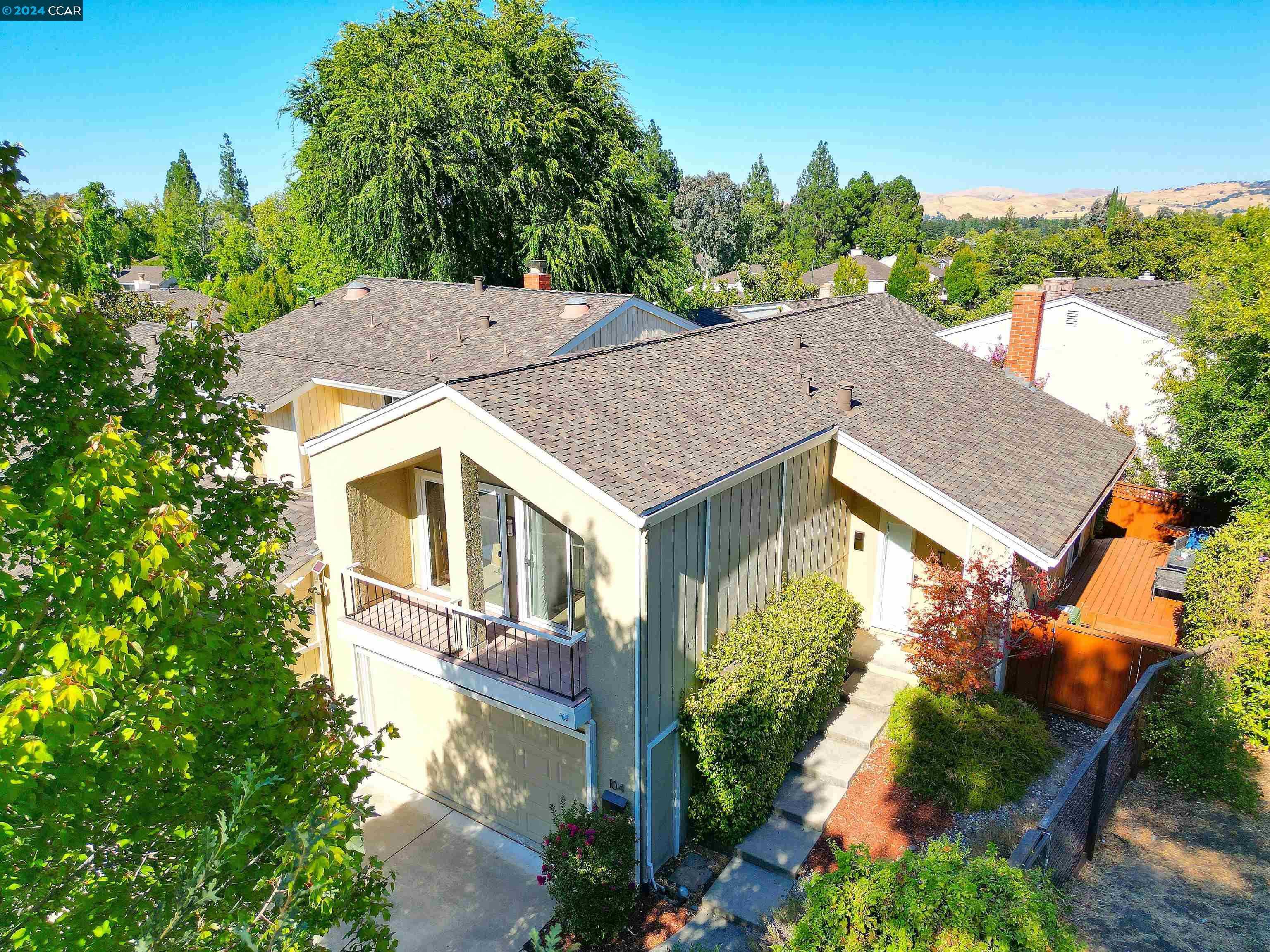 photo 1: 104 Shell Ridge Ct, Walnut Creek CA 94598