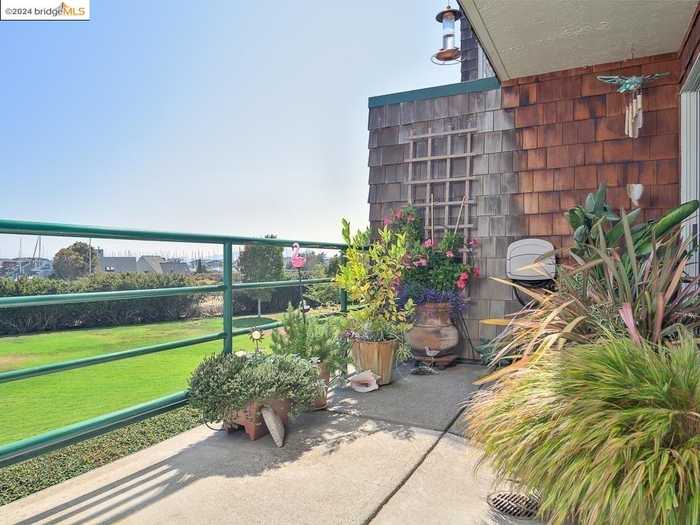 photo 2: 1300 Quarry CT Unit APT 108, Richmond CA 94801