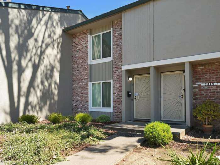 photo 2: 3815 Northwood Dr Unit H, Concord CA 94520