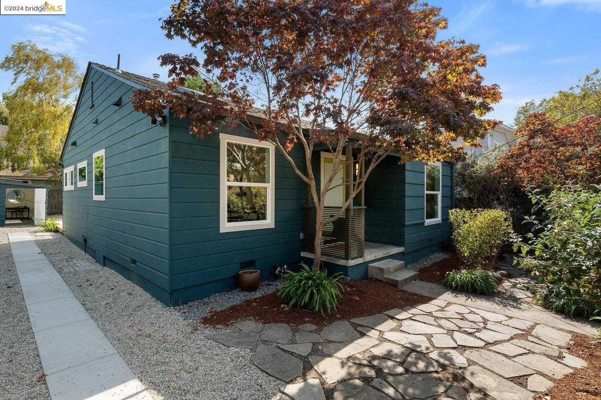 photo 2: 840 Addison St, Berkeley CA 94710