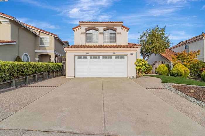 photo 2: 20270 Glenwood Dr, Castro Valley CA 94552