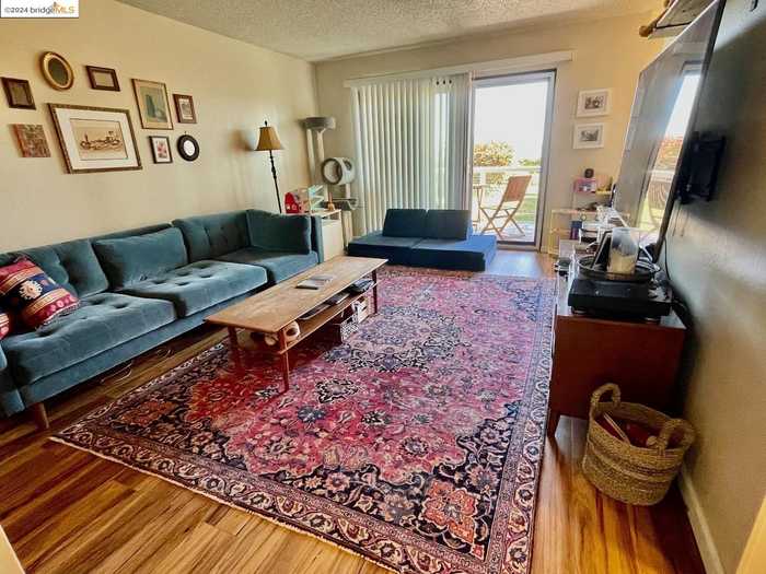 photo 1: 2 Admiral Dr Unit B174, Emeryville CA 94608