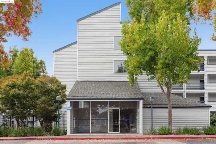 photo 2: 1207 Melville Sq Unit 212, Richmond CA 94804