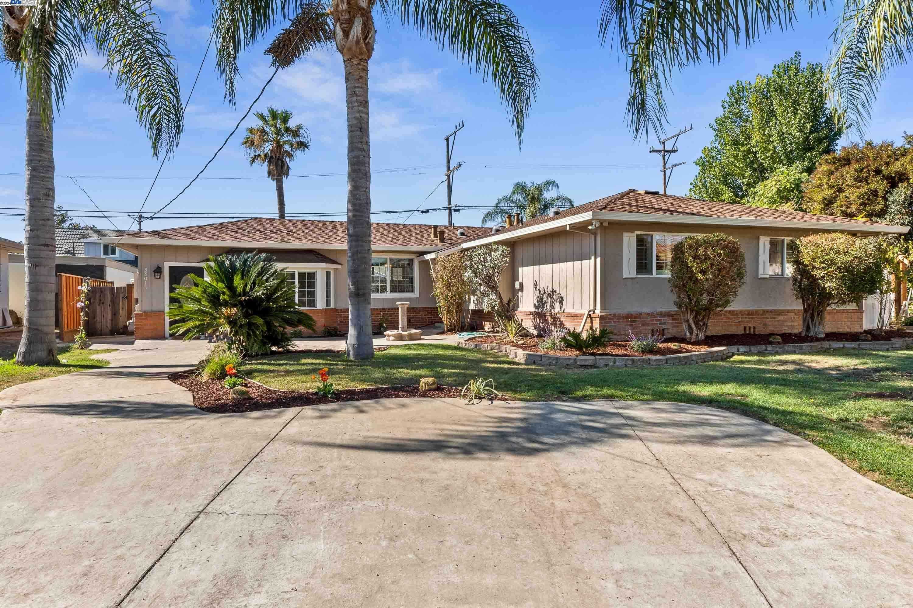 photo 2: 38011 Temple Way, Fremont CA 94536