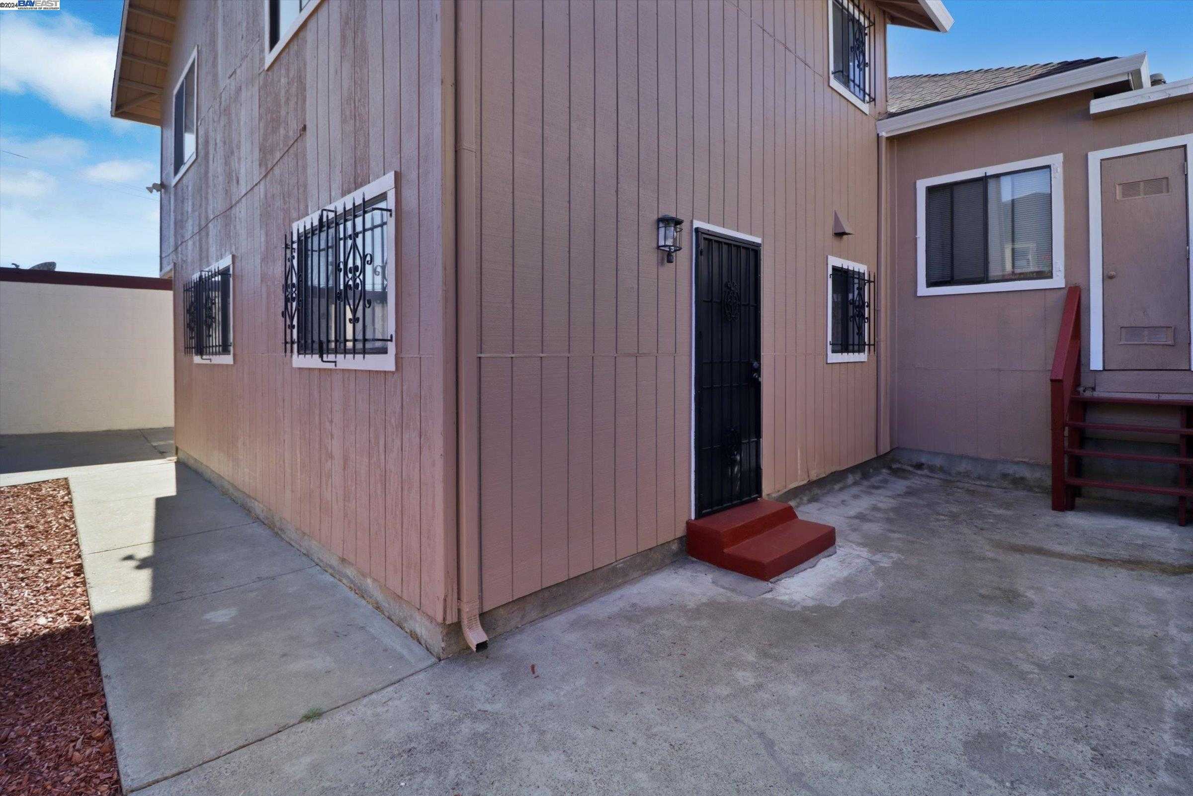 photo 3: 1916 48th Ave, Oakland CA 94601