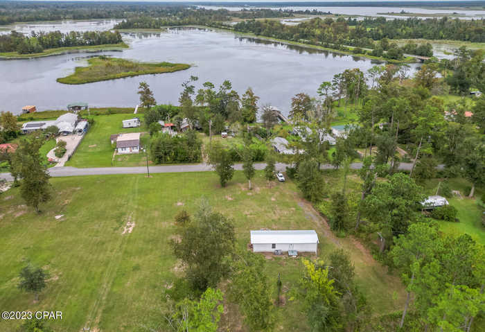 photo 1: 7815 Lake Seminole Road, Sneads FL 32460