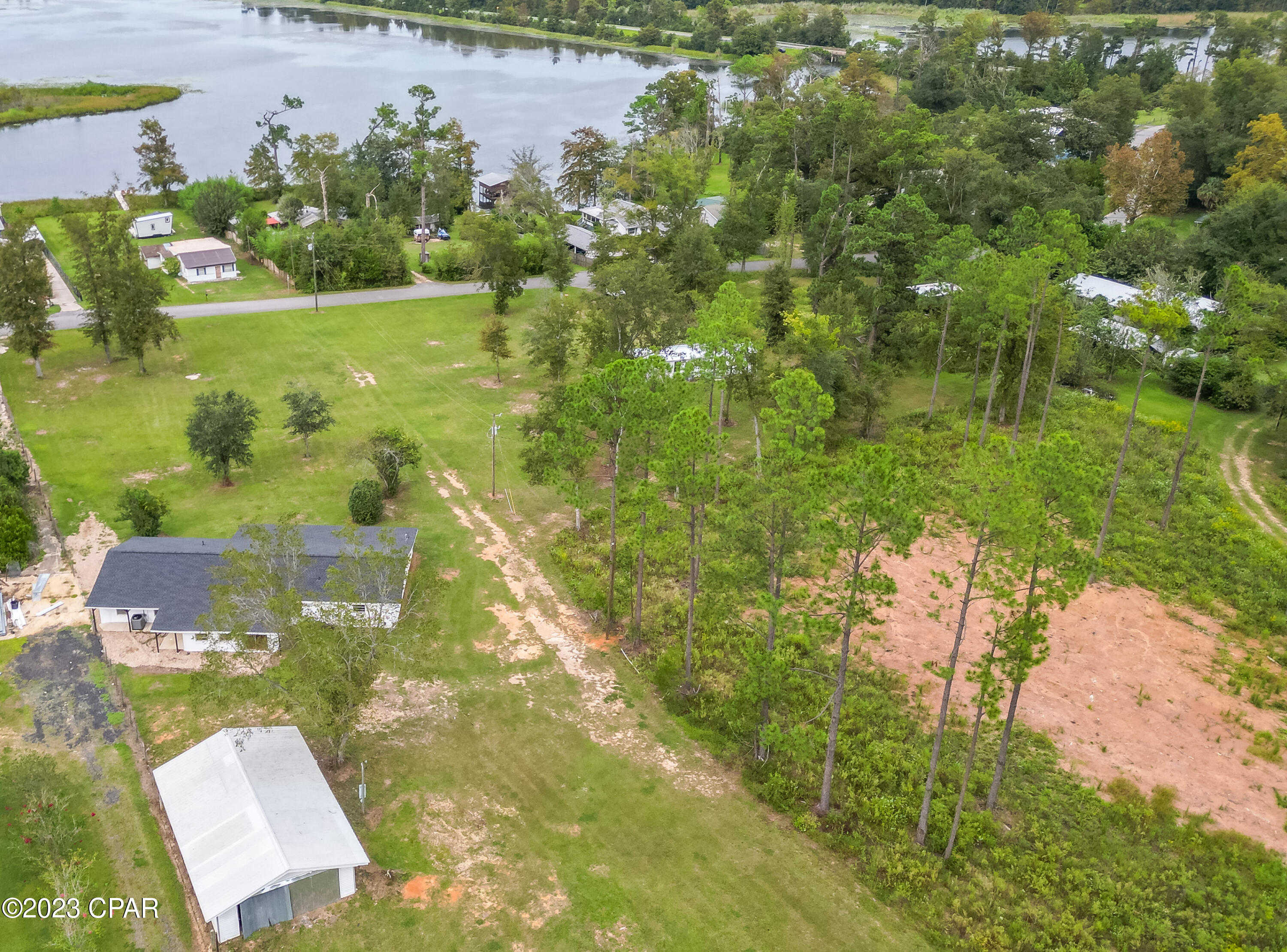 photo 1: 7815 Lake Seminole Road, Sneads FL 32460