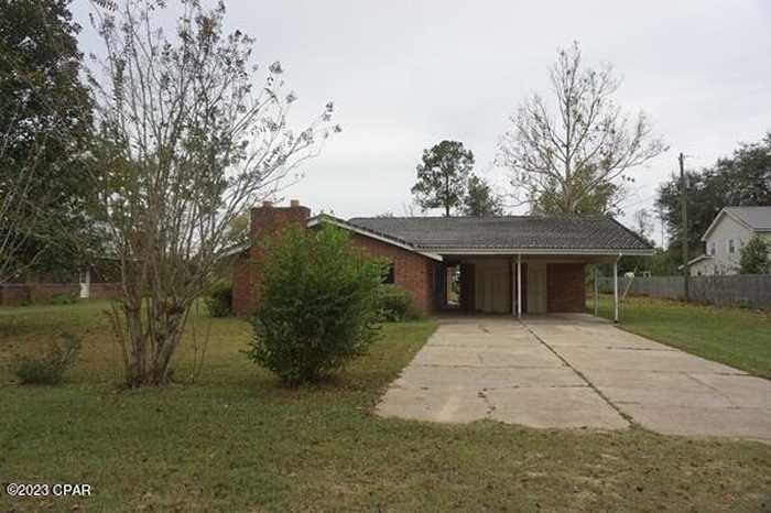 photo 1: 15021 SE Blue Bream Drive, Blountstown FL 32424