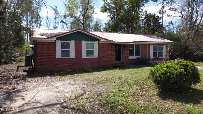 photo 1: 20837 Lockwood Avenue, Blountstown FL 32424