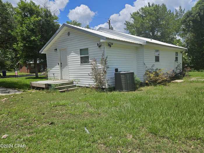 photo 2: 315 E Church Street, Wewahitchka FL 32465