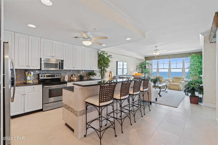 photo 2: 7505 Thomas Drive, Panama City Beach FL 32408