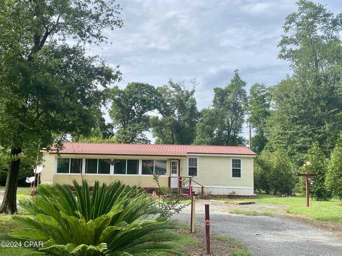 photo 1: 8122 Victoria Lane, Sneads FL 32460