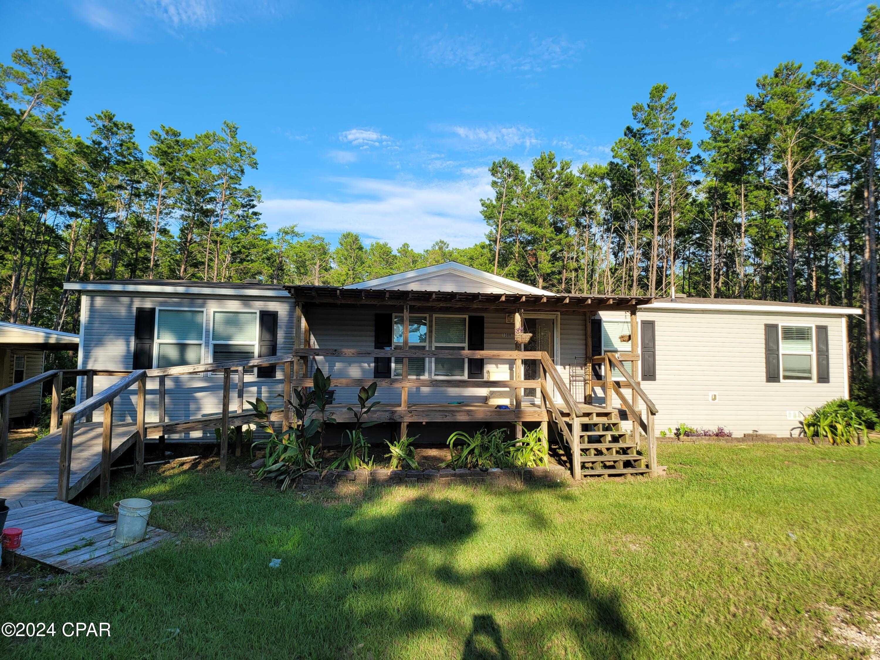 photo 1: 1300 Moon Court, Panama City FL 32409