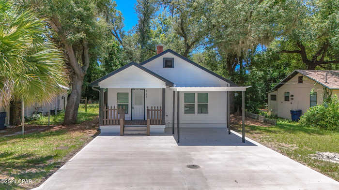 photo 1: 522 E 5th Street, Panama City FL 32401