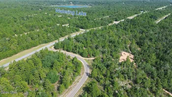 photo 2: Lot 8 Jamaica Cir., Chipley FL 32428