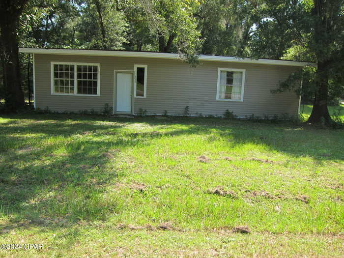 photo 1: 524 Vann Drive, Wewahitchka FL 32465