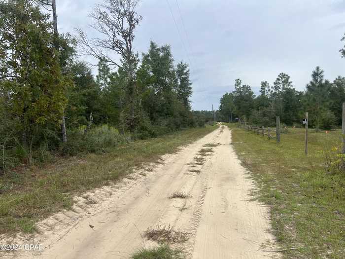 photo 6: NW Barksdale Lane, Fountain FL 32438