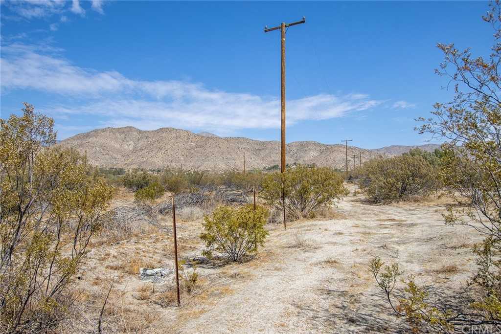 photo 3: 50253 Twentynine Palms Highway, Morongo Valley CA 92256